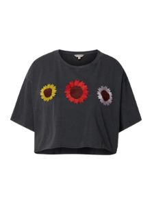 EMBROIDERED FLOWER DETAIL TOP sold by FBO