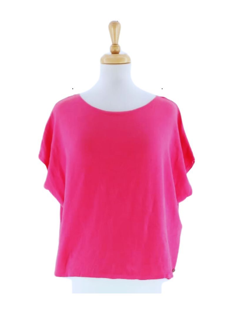 OPEN BACK KNITTED TOP sold by FBO