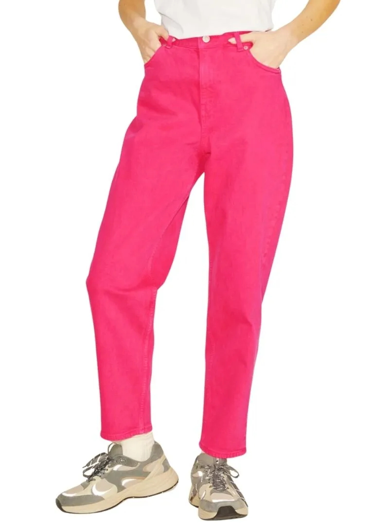 MOM HIGHWAIST JEAN sold by FBO