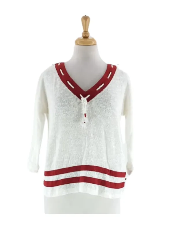 RIBBED V NECK TOP sold by FBO