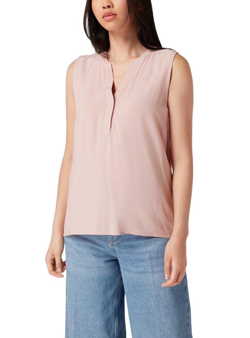 SLEEVELESS BLOUSE sold by FBO