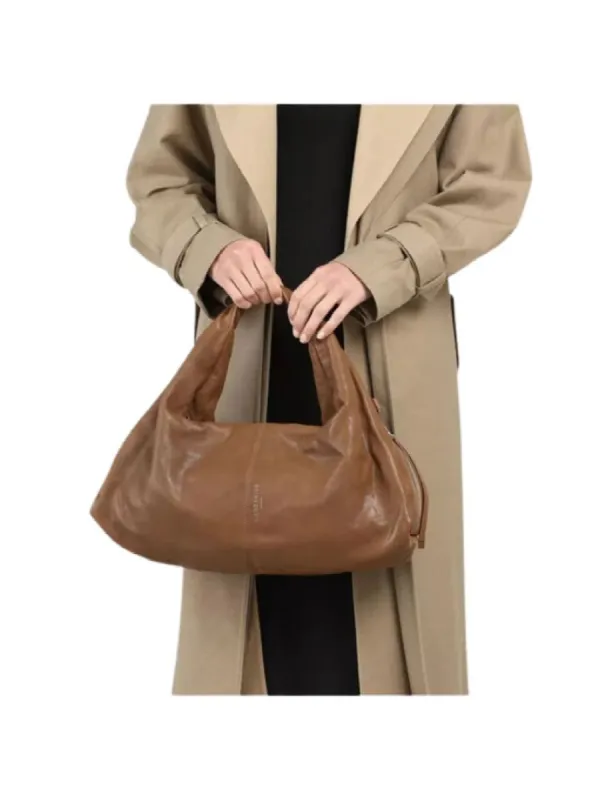 MEDIUM LEATHER SHOPPER BAG sold by FBO