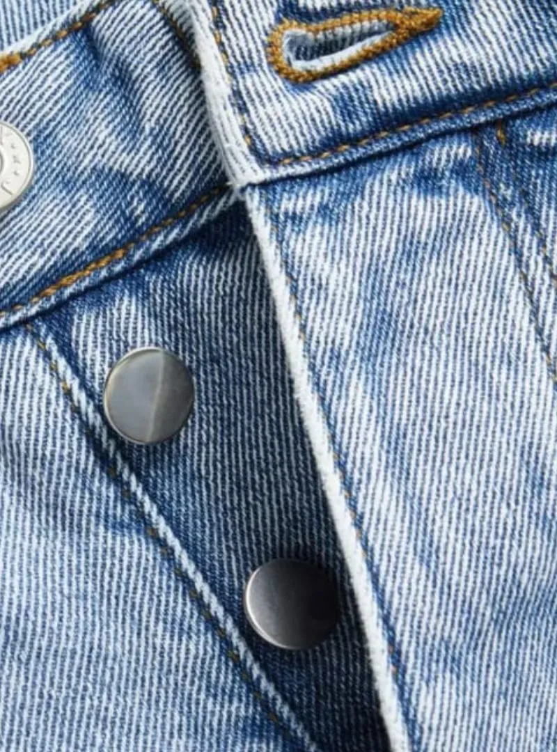 MICA FRAYED BOTTOM HIGH WAIST SHORTS sold by FBO product image thumbnail 4