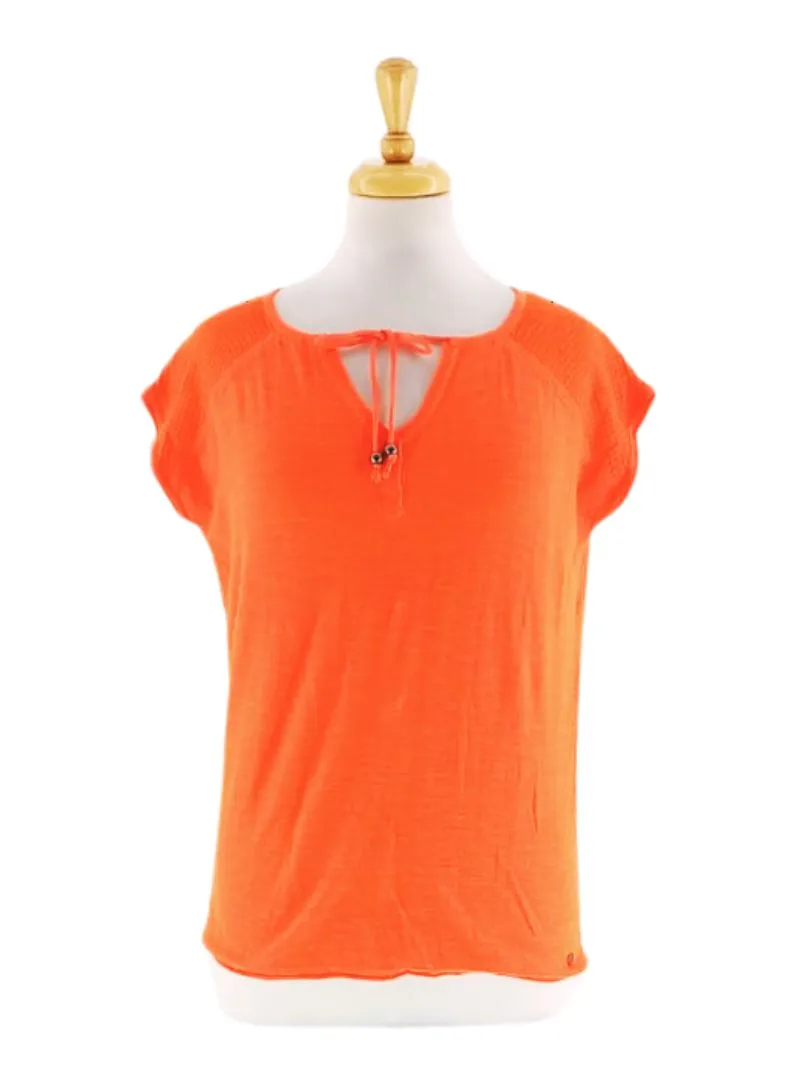 SLEEVELESS KNIT TOP sold by FBO