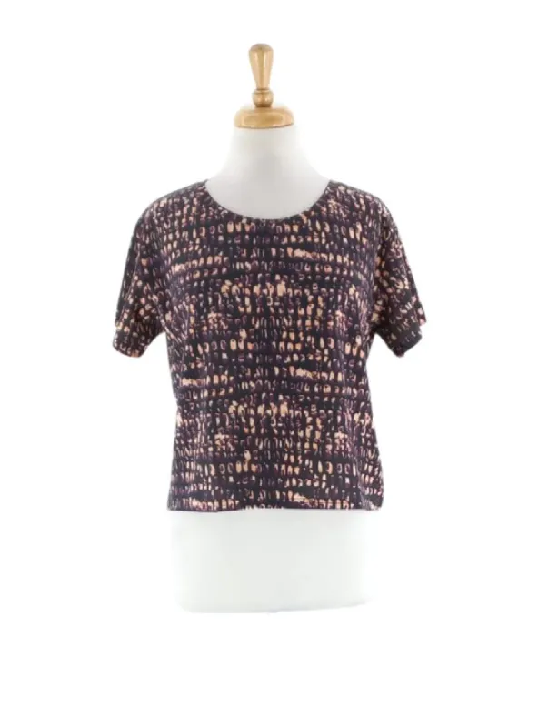 PRINTED DETAILED ACTIVE TEE sold by FBO