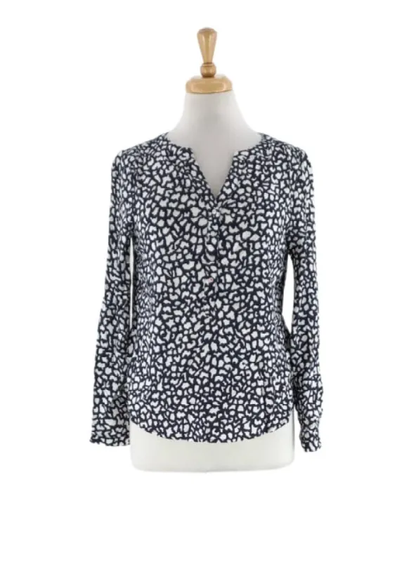 DETAILED HALF BUTTONED BLOUSE sold by FBO