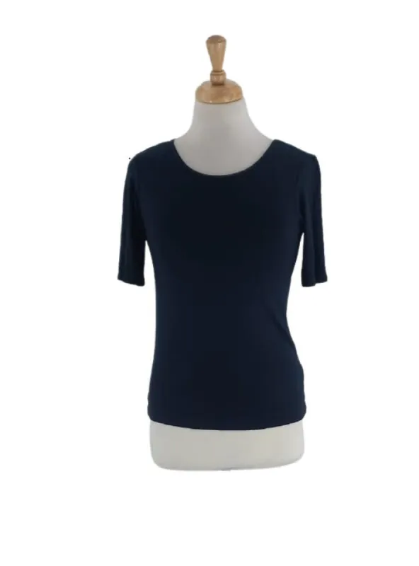 BASIC OPEN BACK TEE sold by FBO
