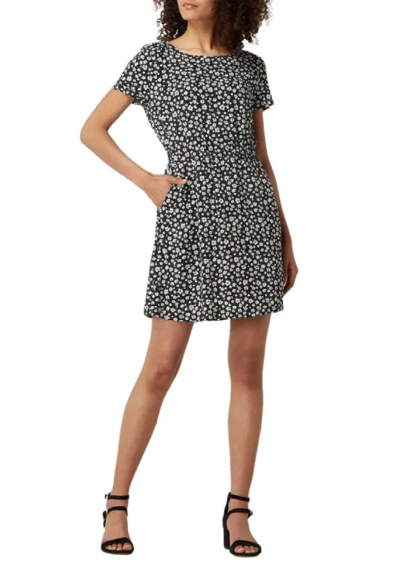 FLORAL DETAILED POCKET DRESS sold by FBO