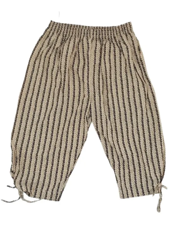 PATTERNED DETAILED THREE QUARTER TROUSER sold by FBO