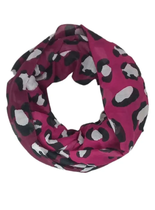 ANIMAL PRINT DETAILED SCARF sold by FBO