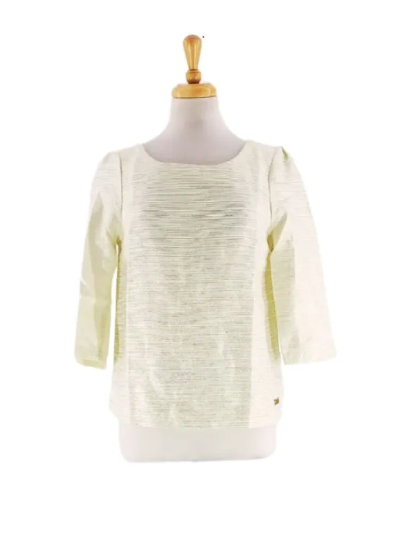 TEXTURED PATTERNED BLOUSE sold by FBO