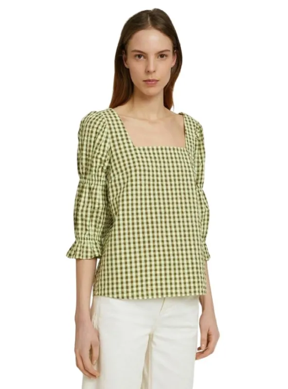 DETAILED CASUAL BLOUSE sold by FBO