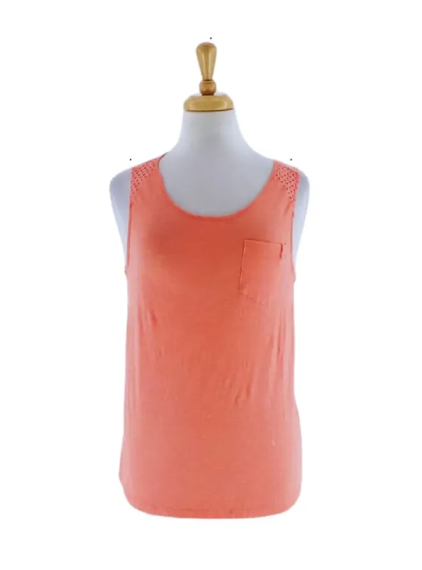 DETAILED TANK TOP sold by FBO