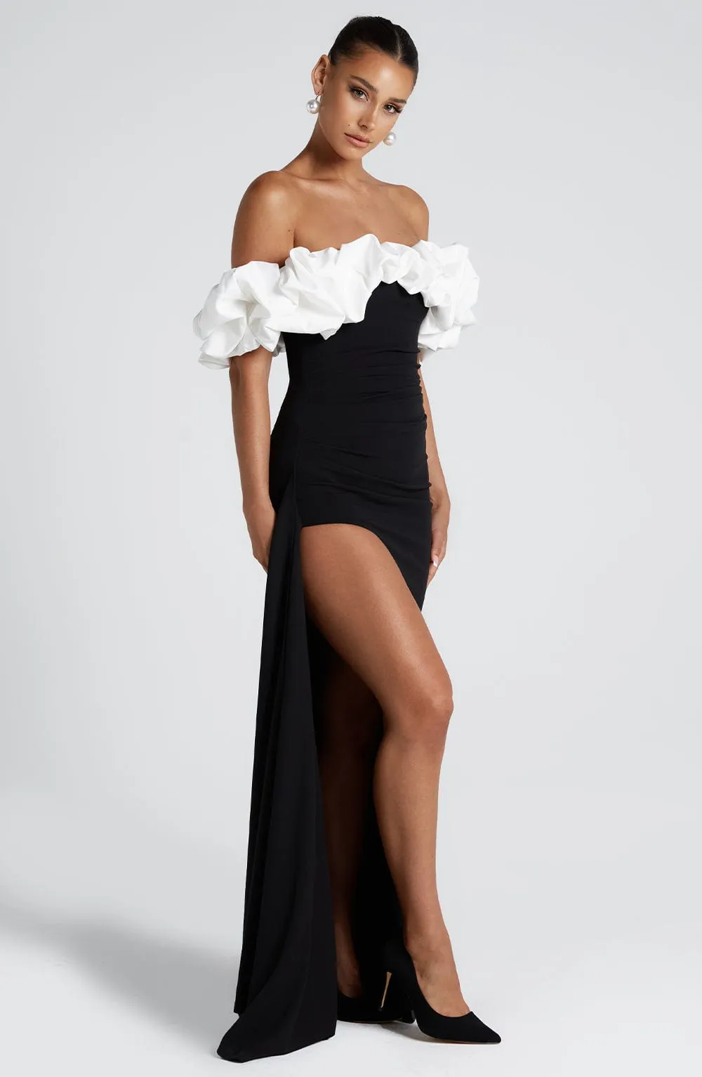 Elsie Maxi Dress - Black/White sold by Babyboo Fashion product image thumbnail 4