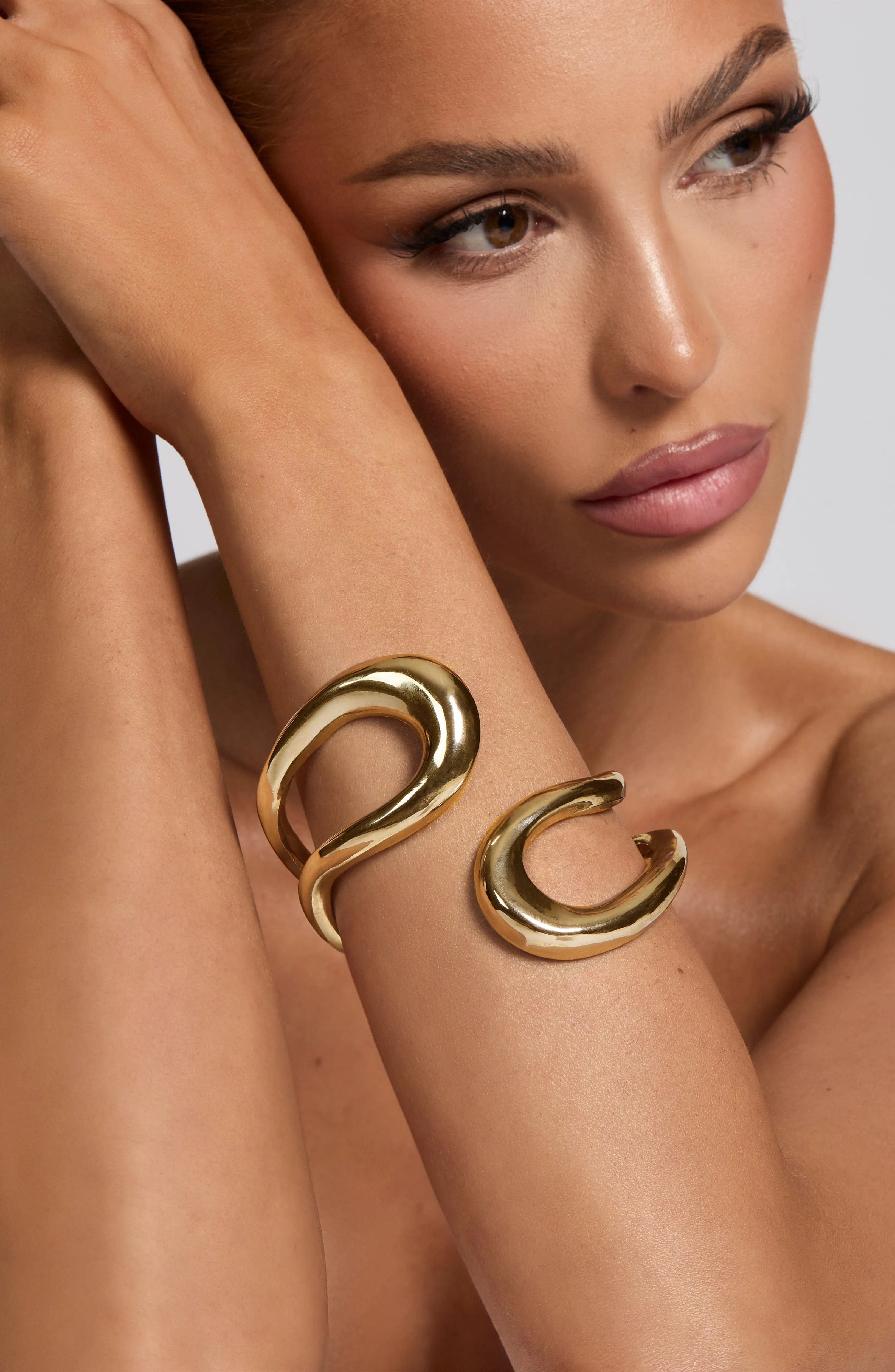 Nevesta Cuff - Gold sold by Babyboo Fashion