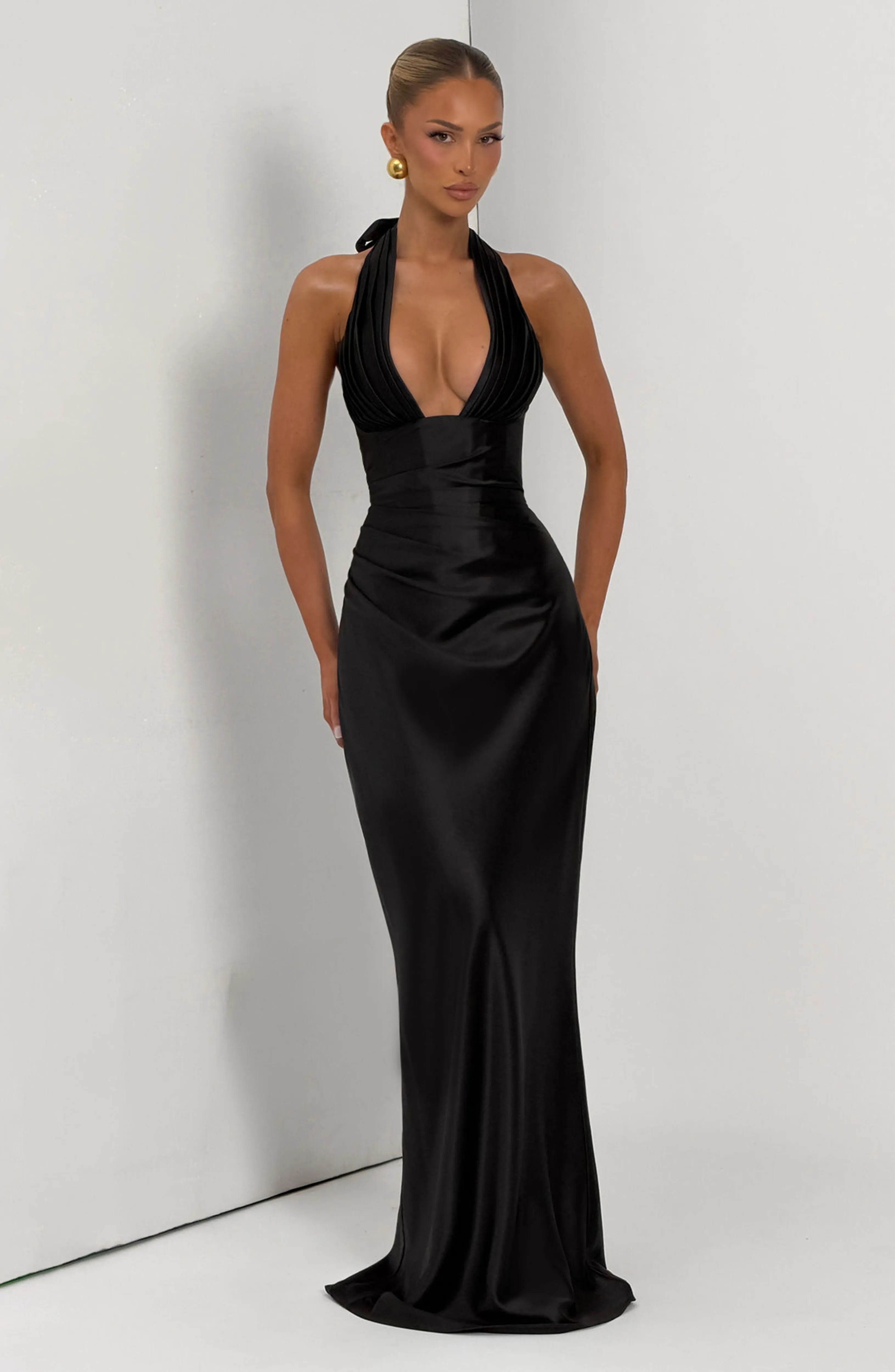 Elowen Maxi Dress - Black sold by Babyboo Fashion product image thumbnail 5