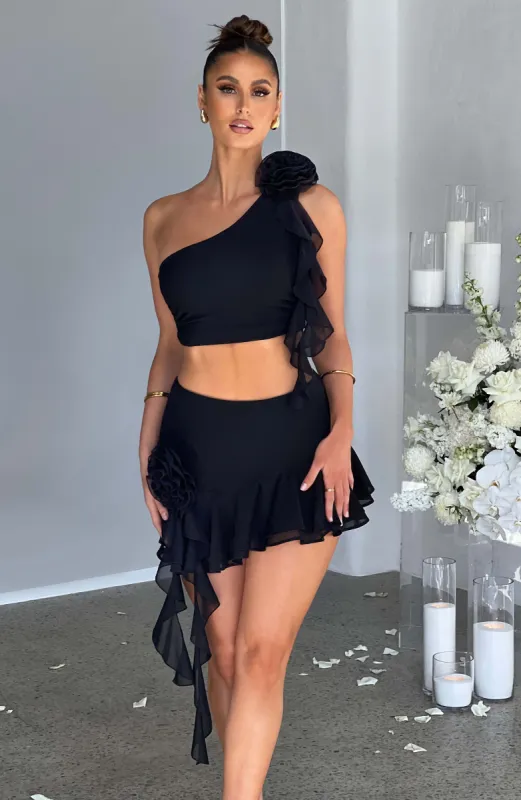 Daina Top - Black made by LF