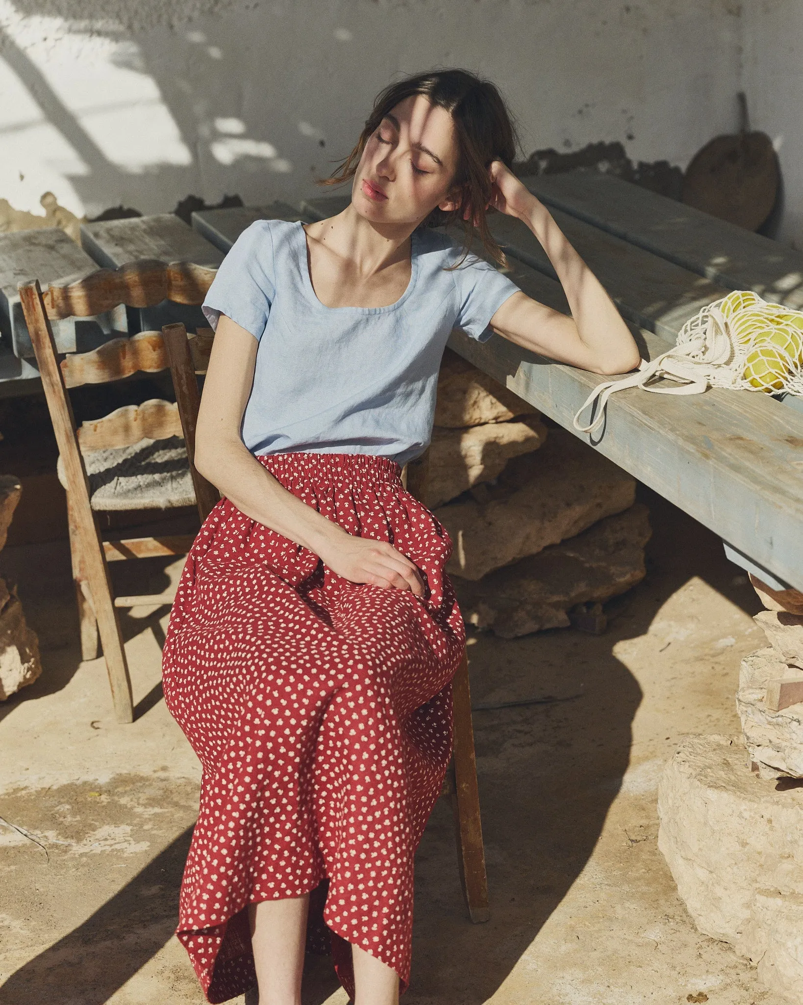 R: Alba scoop neck fitted linen top (Color: Juniper Green; Size: XS) sold by Not Perfect Linen product image thumbnail 5