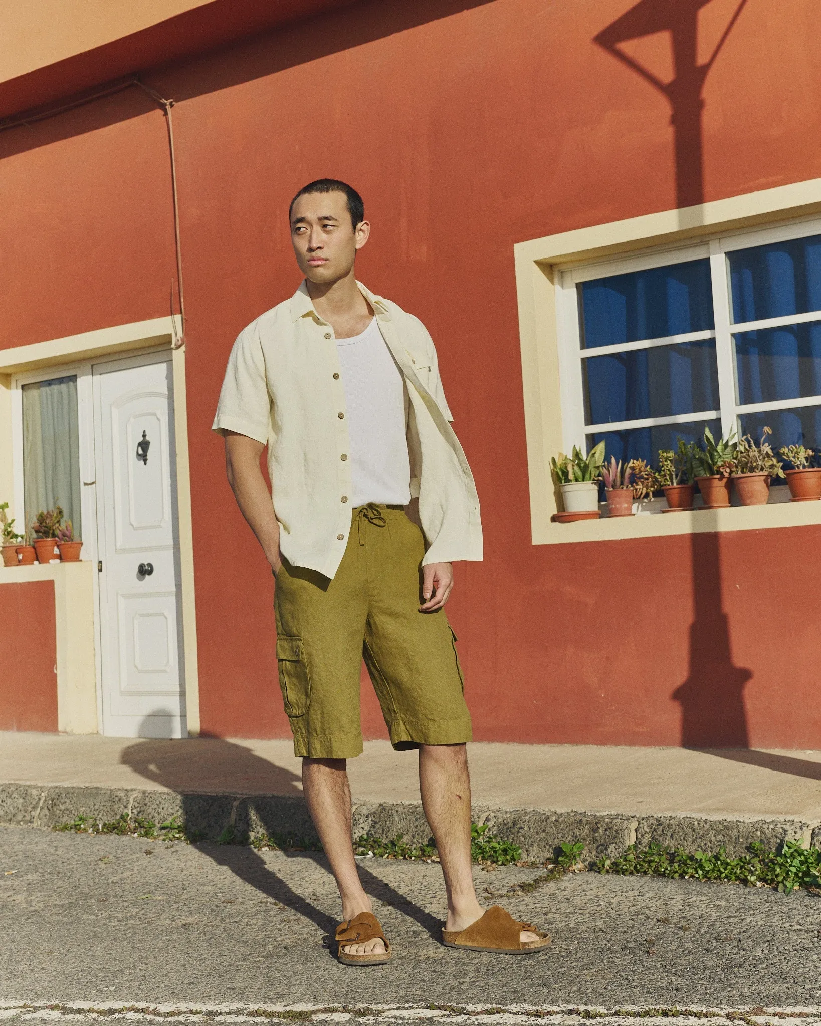 R: Men’s cargo linen shorts MACKAY (Color: Olive; Size: S) sold by Not Perfect Linen product image thumbnail 3
