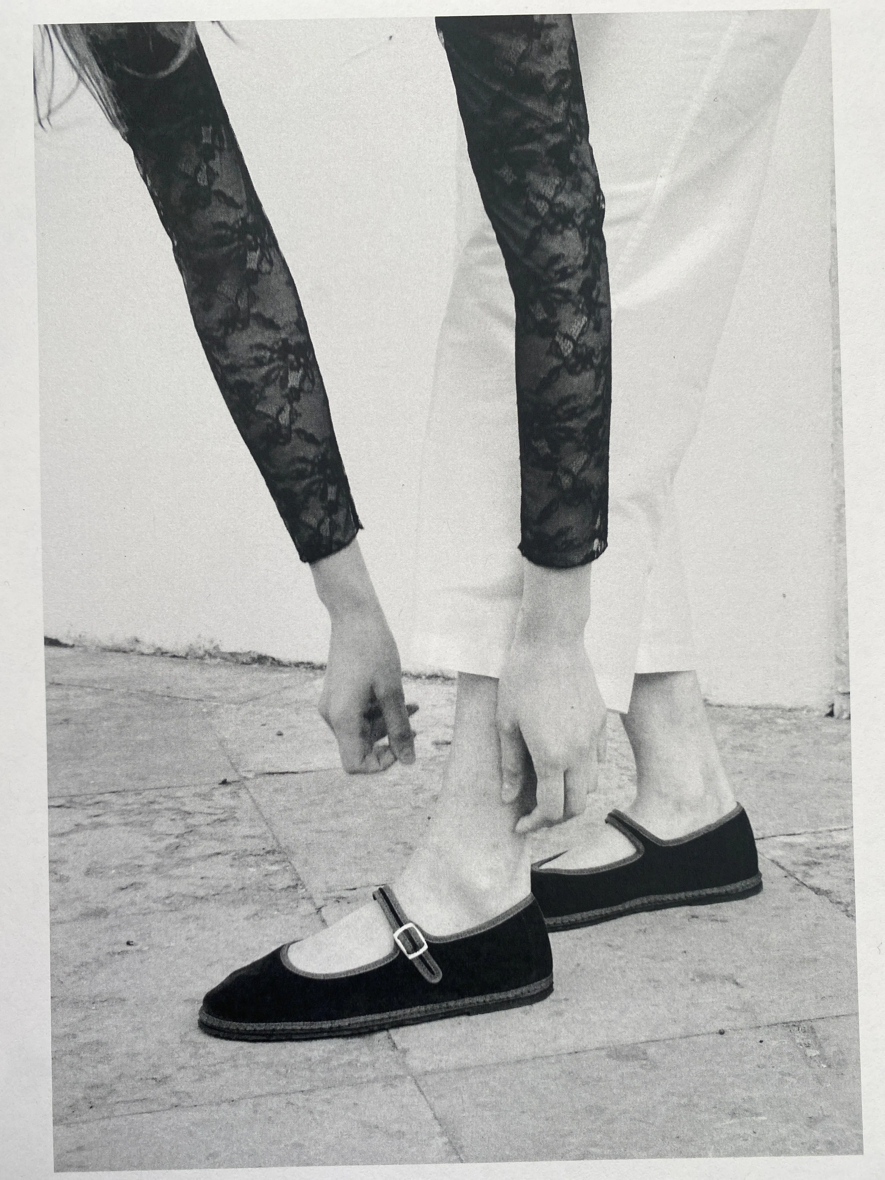 MARY JANE - Black sold by Ayllon product image thumbnail 3