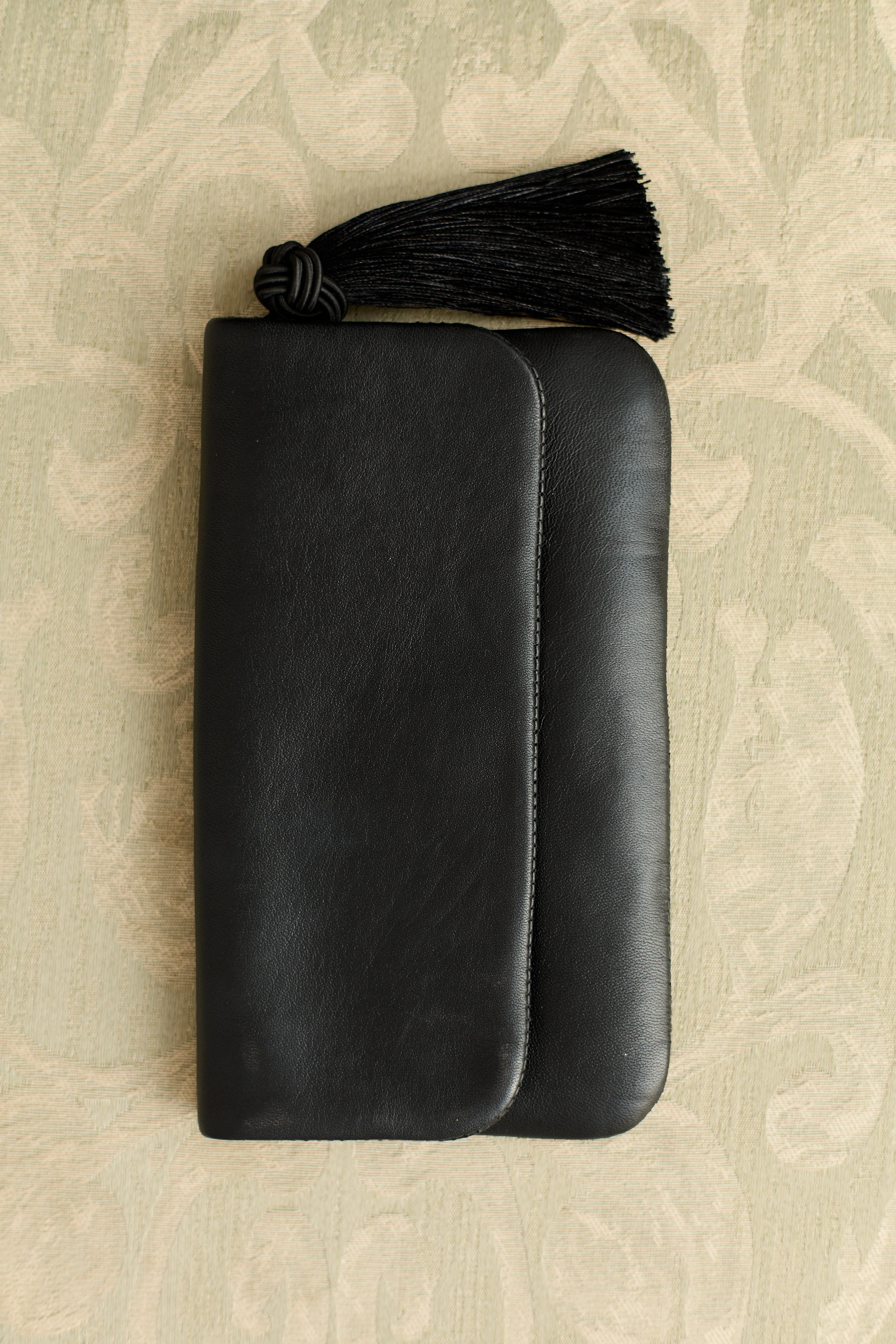 PIERO Pouch in Noir sold by Ayllon product image thumbnail 2