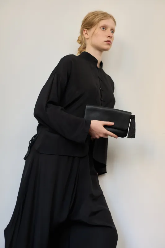 PIERO Pouch in Noir made by Ayllon