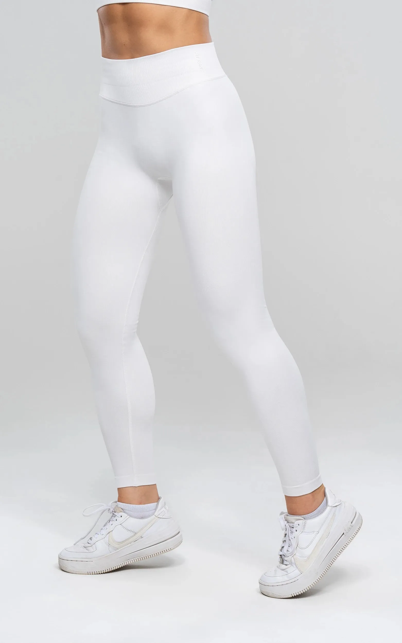 Training Leggings - Feather Beige sold by Fit Jeans