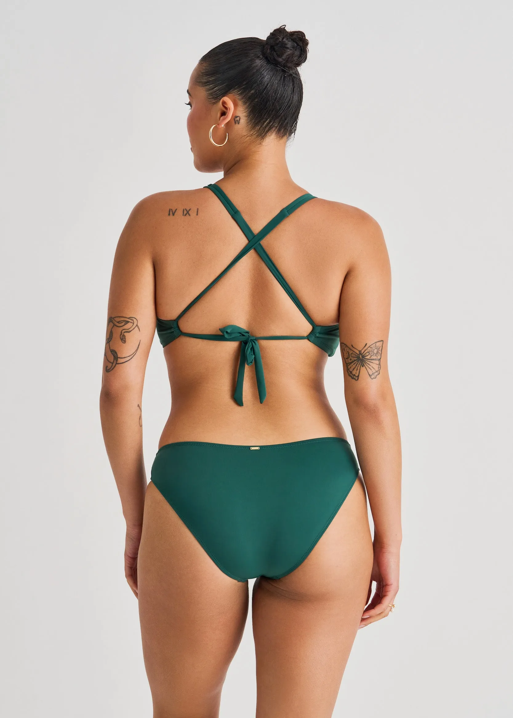 Front Twist D-Cup Crop Top sold by Everyday Sunday product image thumbnail 2