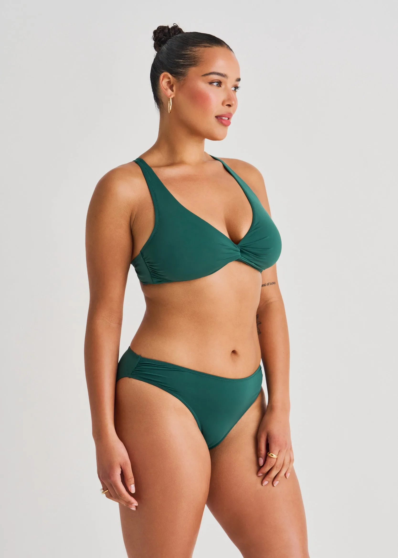 Front Twist D-Cup Crop Top sold by Everyday Sunday product image thumbnail 3