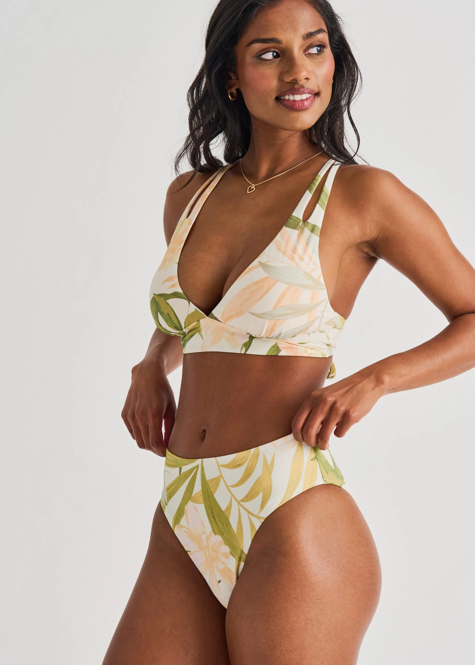 Key Hole Straps Crop Top - FINAL SALE sold by Everyday Sunday product image thumbnail 3