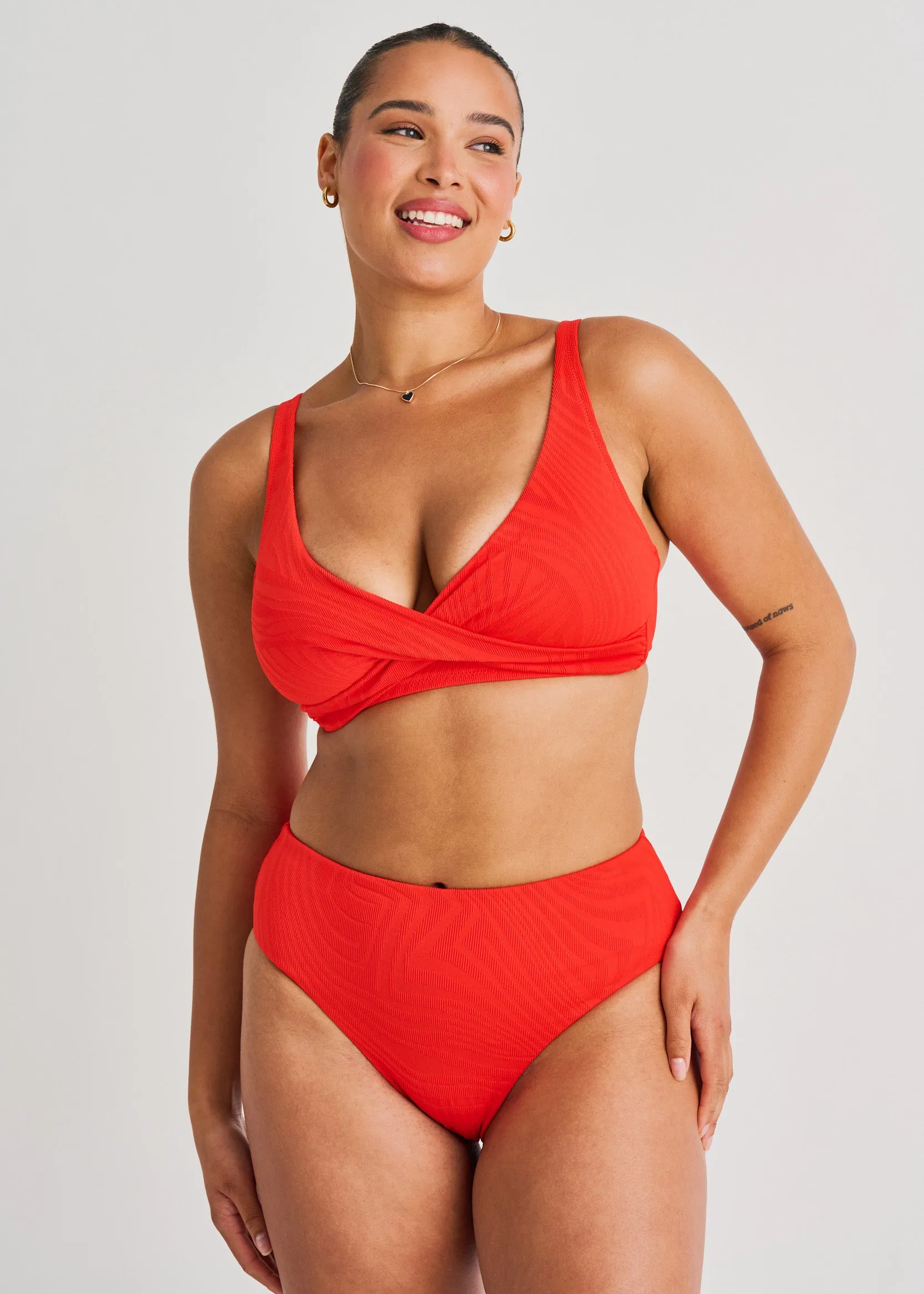 Textured Front Twist Bikini Top - FINAL SALE sold by Everyday Sunday