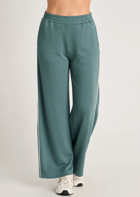 Weekender Wide-leg Pant made by Everyday Sunday