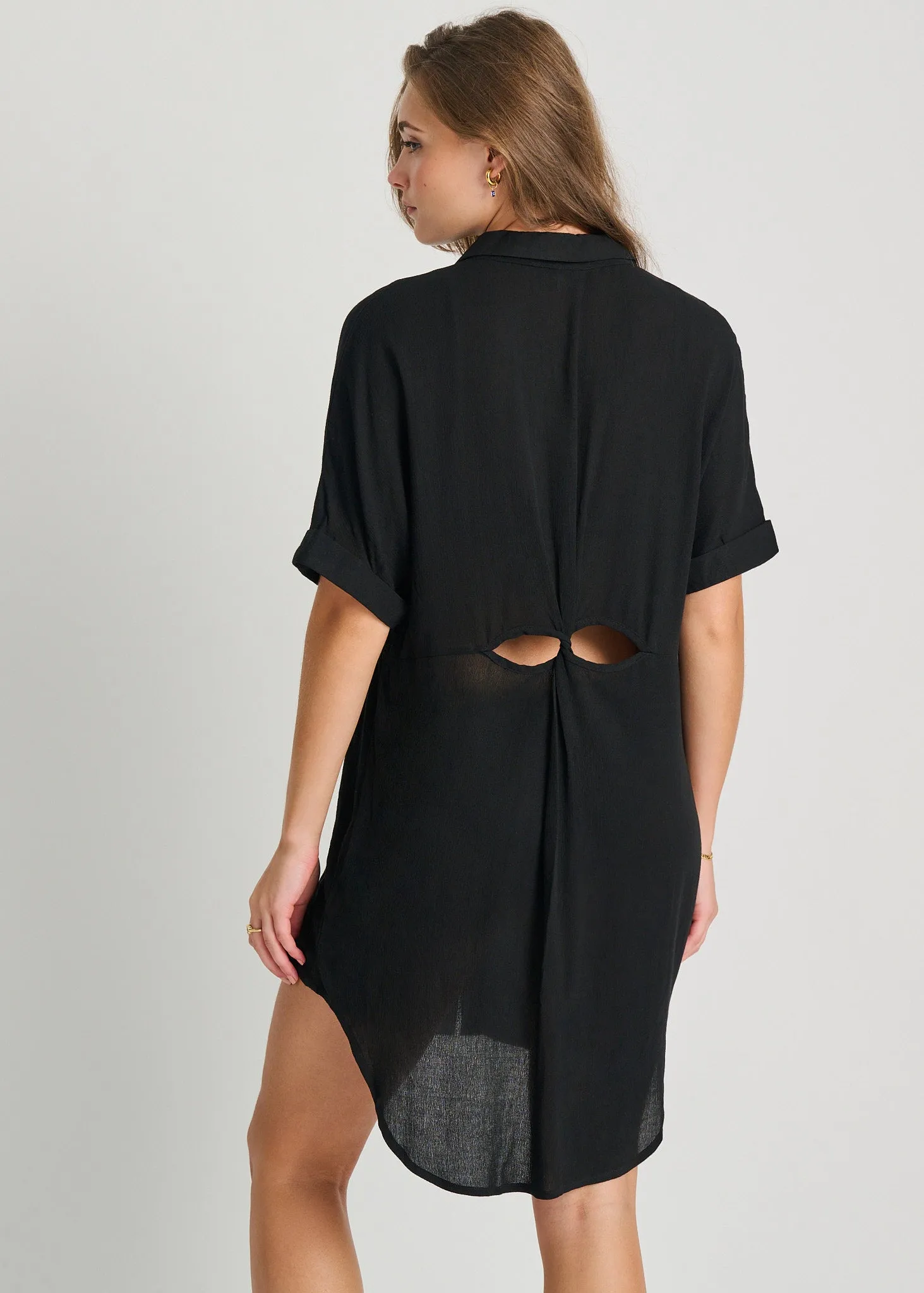 Crinkle Challis Cover Up Shirt with Cutout sold by Everyday Sunday product image thumbnail 2