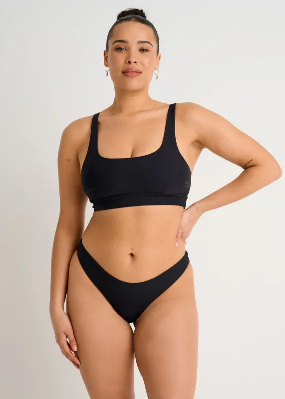 Rib Crop Top with Cutout made by Everyday Sunday