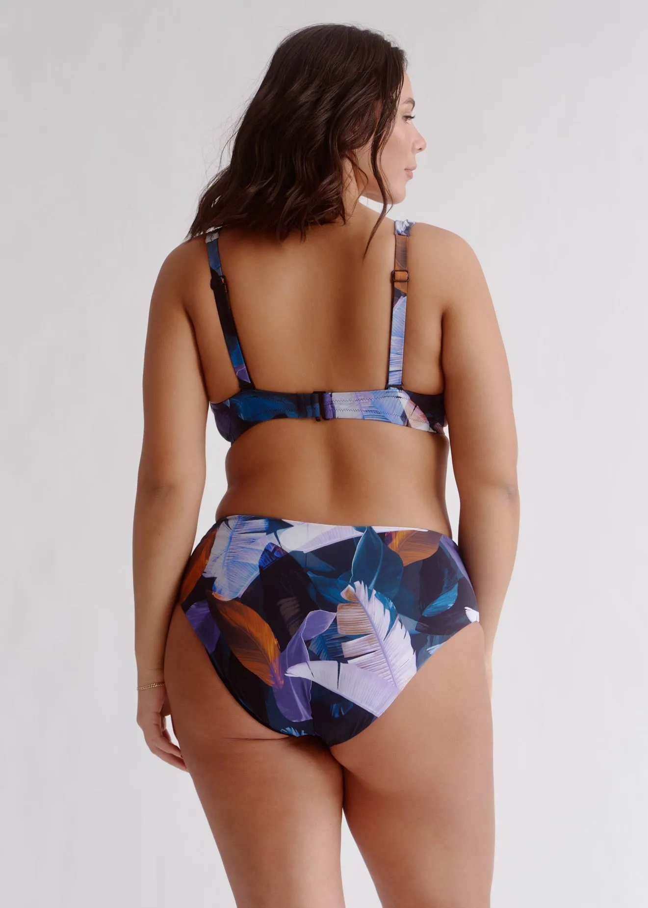 High Waist Bottom sold by Everyday Sunday