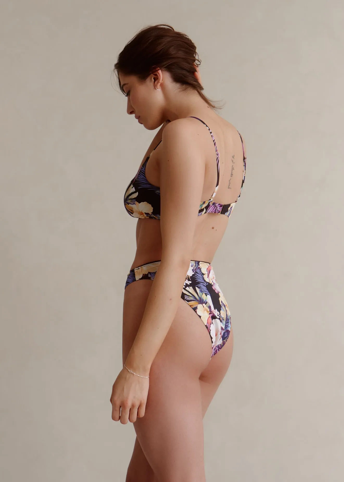 Mid Rise Bottom sold by Everyday Sunday product image thumbnail 5