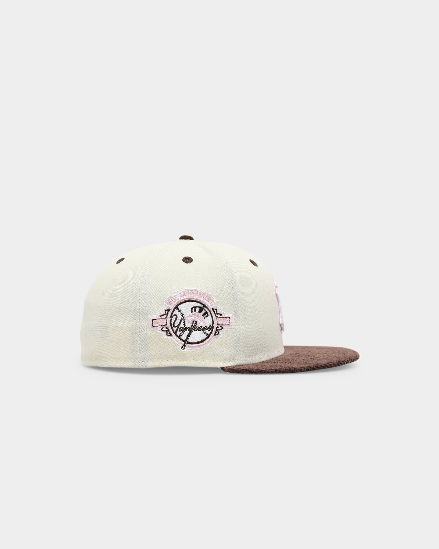 New Era New York Yankees 'Neapolitan Ice Cream' 59FIFTY Fitted Chrome White sold by Culture Kings product image thumbnail 3