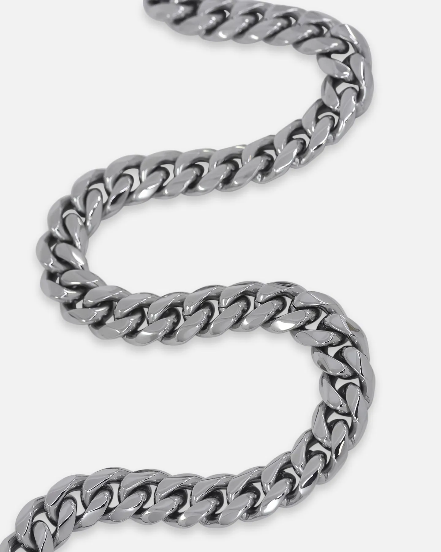 Saint Morta 10mm Cuban Chain White Gold sold by Culture Kings product image thumbnail 4