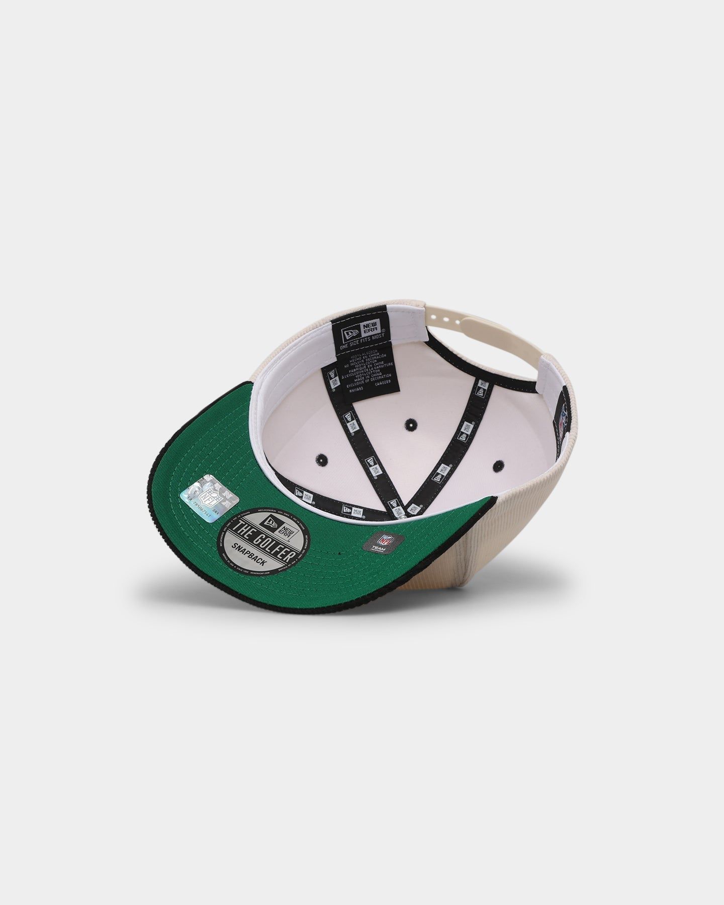 New Era Las Vegas Raiders 'Chrome Corduroy Throwback Script' Golfer Snapback Chrome White sold by Culture Kings product image thumbnail 6