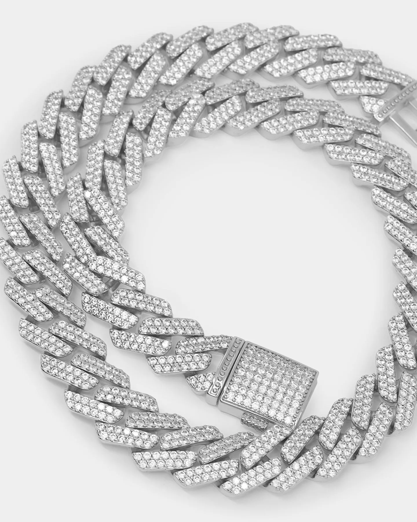 Saint Morta 18" Interlink Necklace Iced White Gold sold by Culture Kings product image thumbnail 5
