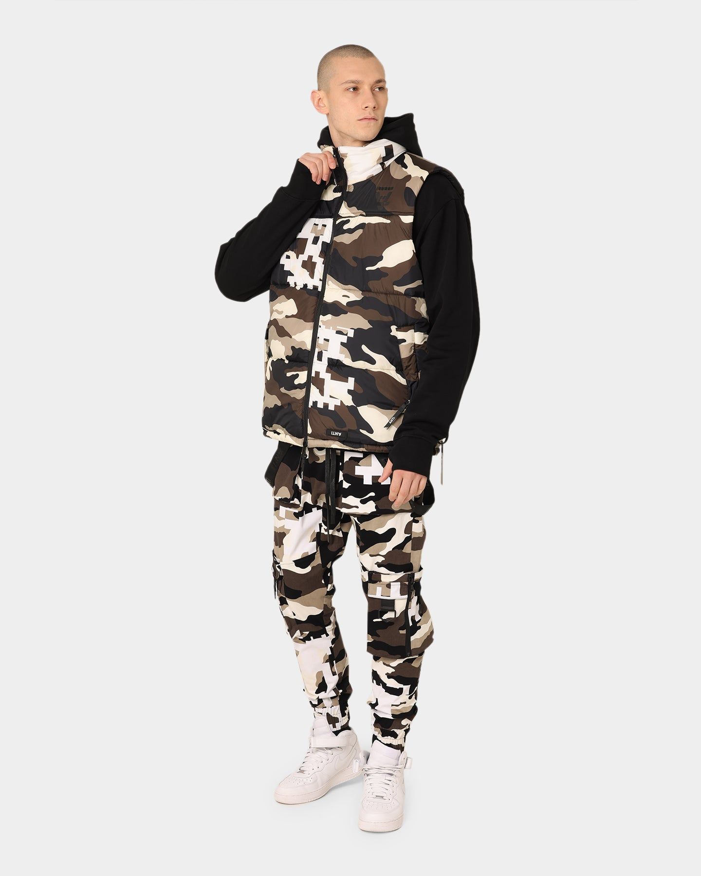 The Anti-Order Dead Pixel Puffer Vest Brown/White/Black Camo sold by Culture Kings product image thumbnail 2
