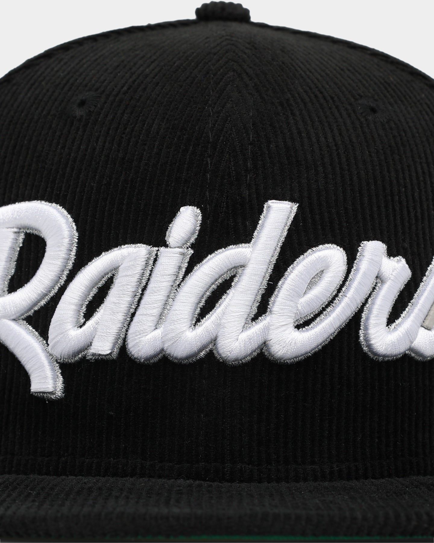 New Era Las Vegas Raiders 'Throwback Raiders' 59FIFTY Fitted Black sold by Culture Kings product image thumbnail 5