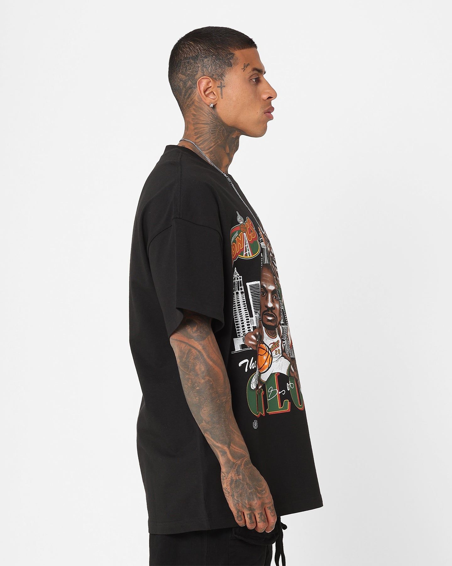 Mitchell & Ness Seattle Supersonics Gary Payton and Shawn Kemp Caricature T-Shirt Faded Black sold by Culture Kings product image thumbnail 5