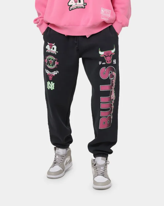 Mitchell & Ness Chicago Bulls Neon Champs Sweat Pants Faded Black sold by Culture Kings
