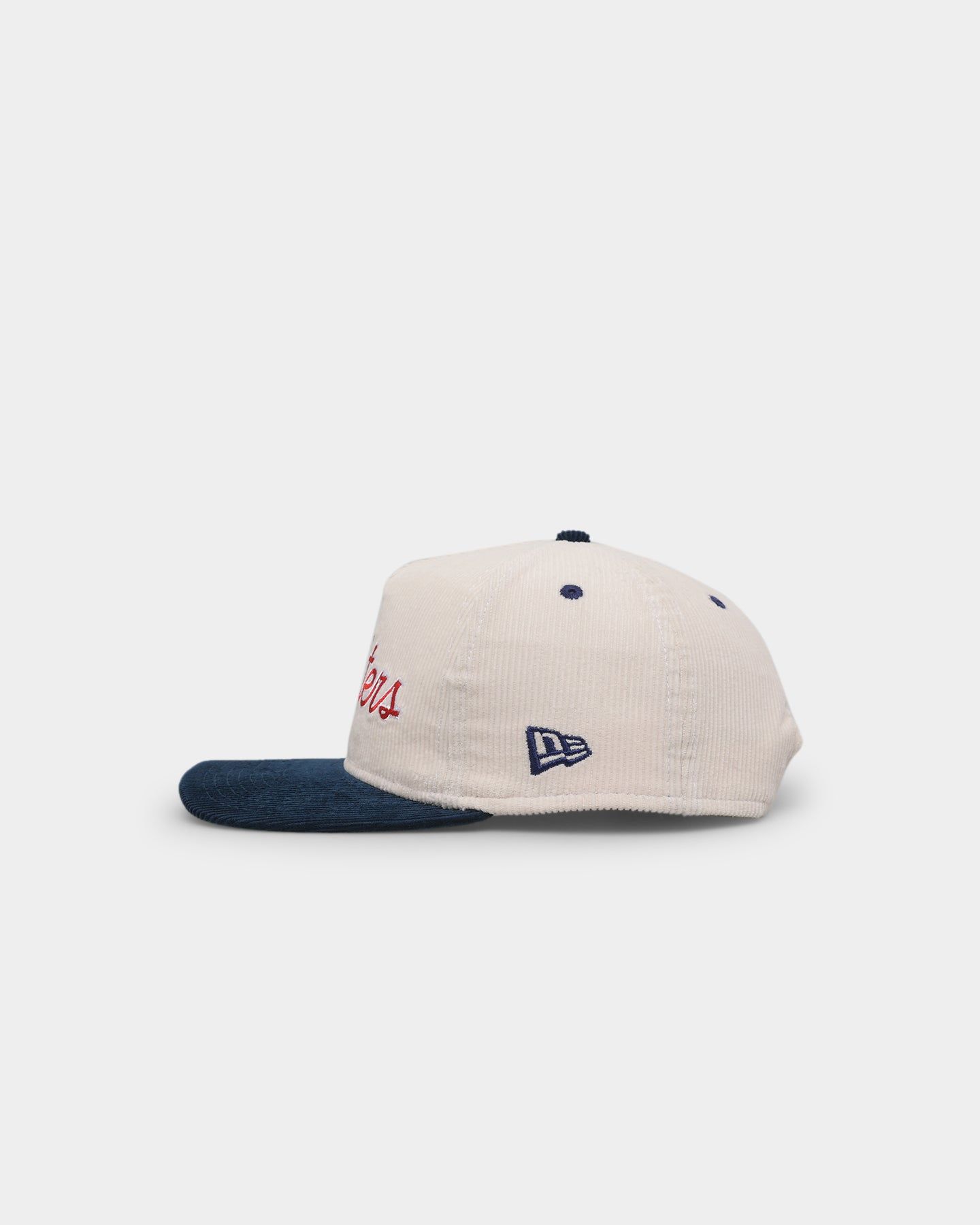 New Era Sydney Roosters 'NRL Retro Script Corduroy' Golfer Snapback Chrome White sold by Culture Kings product image thumbnail 4