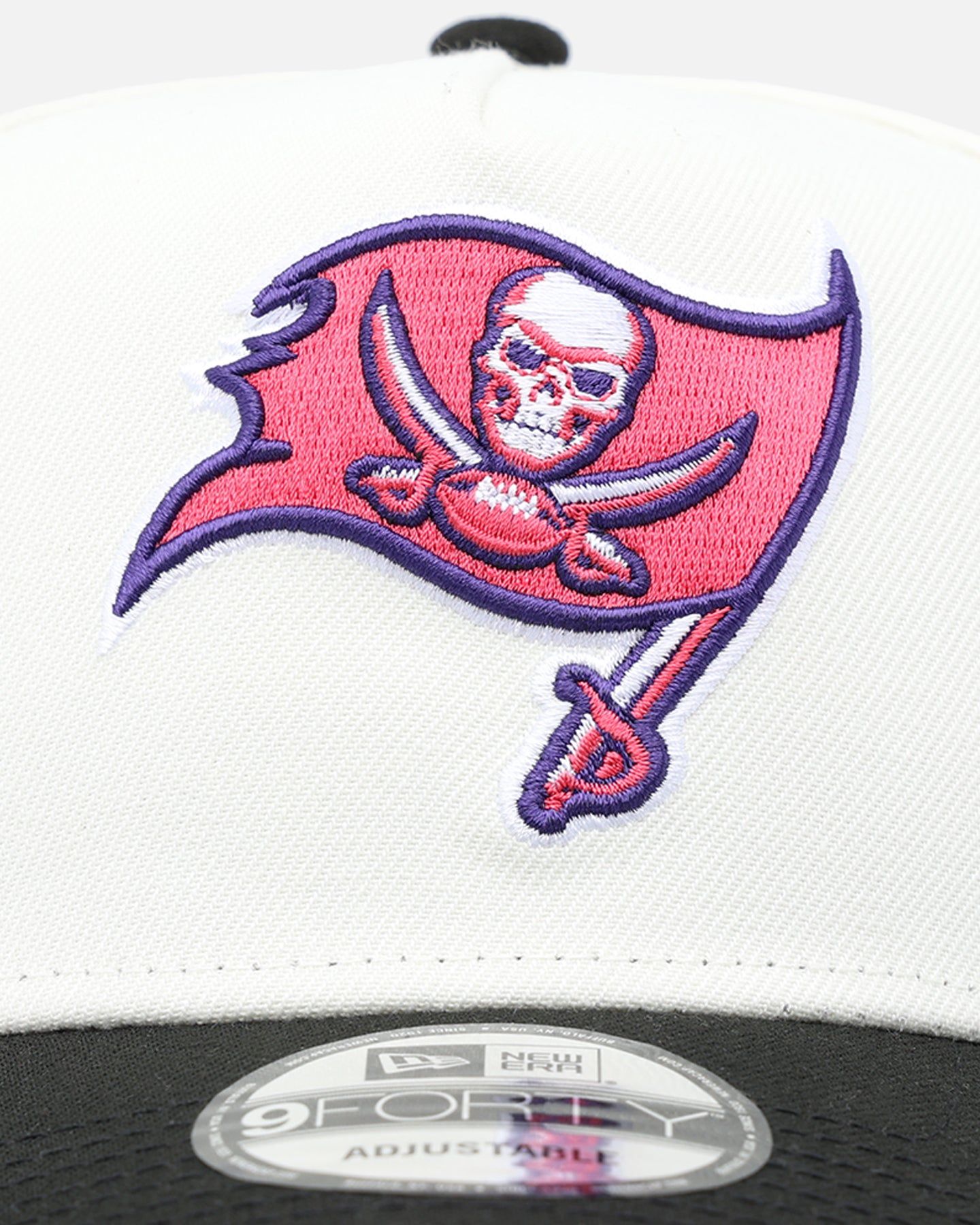 BUCS 9FORTY NEON NIGHTS sold by Culture Kings product image thumbnail 5