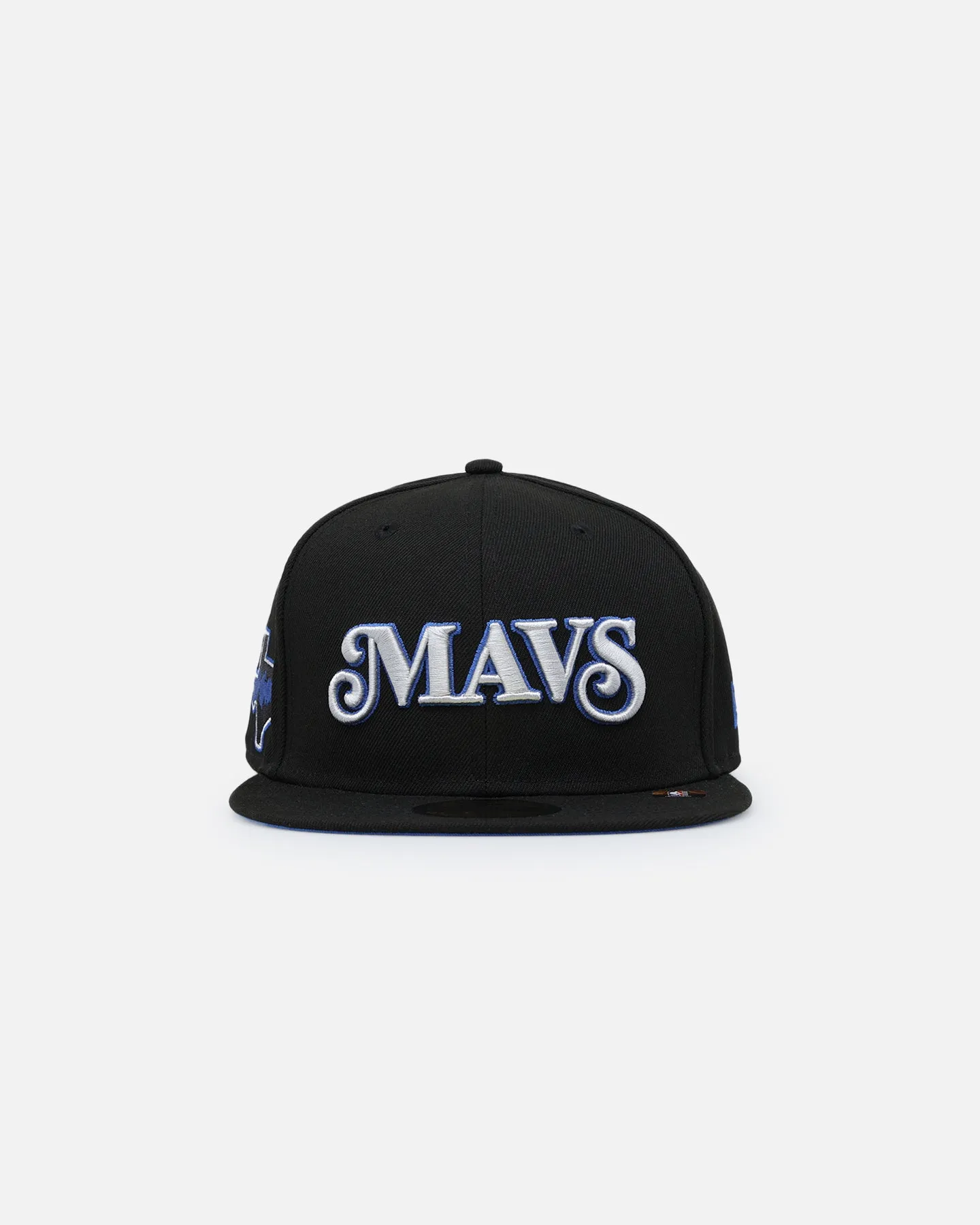 New Era Dallas Mavericks 'NBA CE Headwear Collection' 59FIFTY Fitted Med Blue sold by Culture Kings