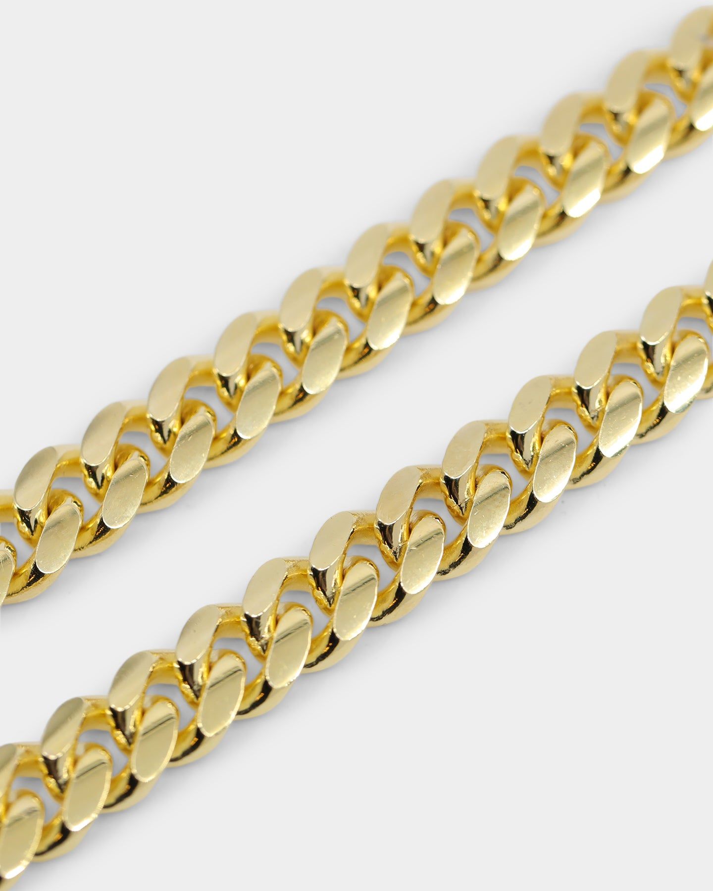 House Of Auric Cuban Link 10mm 18" Chain 18K Gold Vermeil sold by Culture Kings product image thumbnail 6