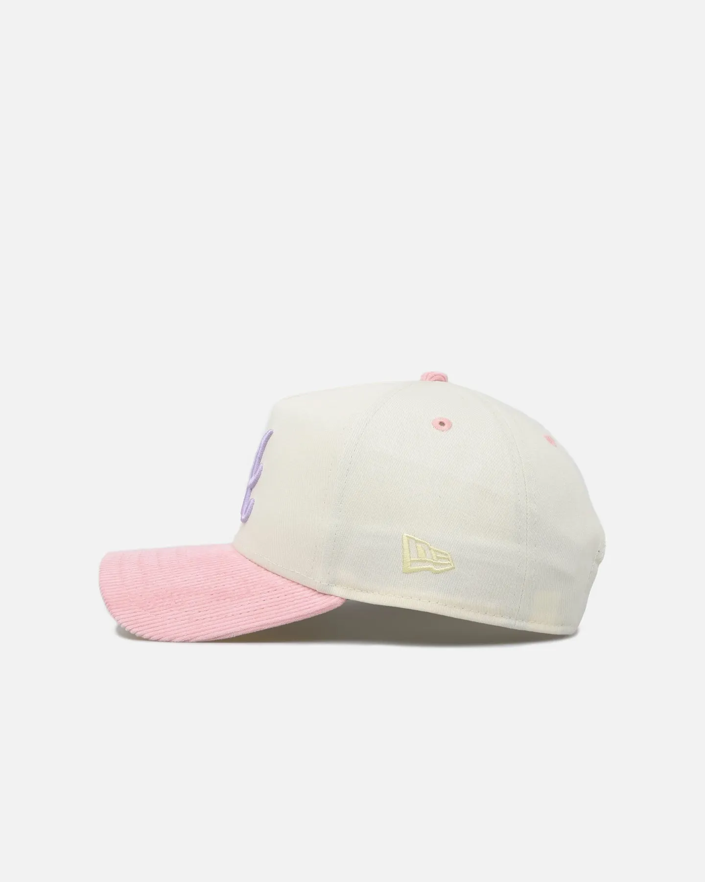 New Era Atlanta Braves 'Easter Corduroy' 9FORTY A-Frame Snapback White/Pink sold by Culture Kings product image thumbnail 5