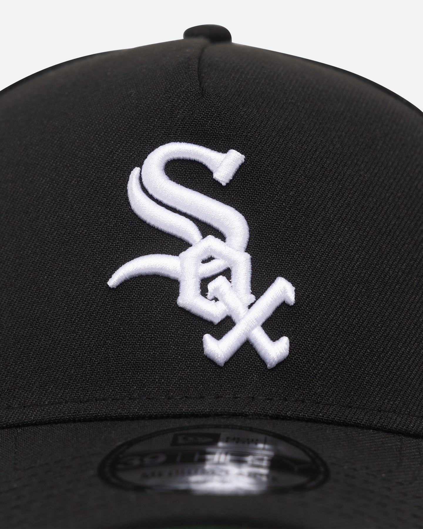 New Era Chicago White Sox 39THIRTY A-Frame Stretch Fit Official Team Colours sold by Culture Kings product image thumbnail 5